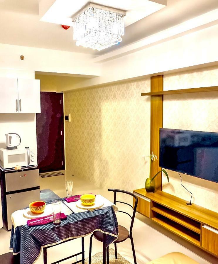 Apartamento Avida Towers Davao Exterior foto